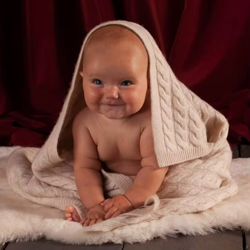 The Benefits of Cashmere vs. Merino Wool Baby Blankets: Which Is Best for Your Newborn?