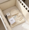 Load image into Gallery viewer, Emilia Luxury Cashmere Gift Box
