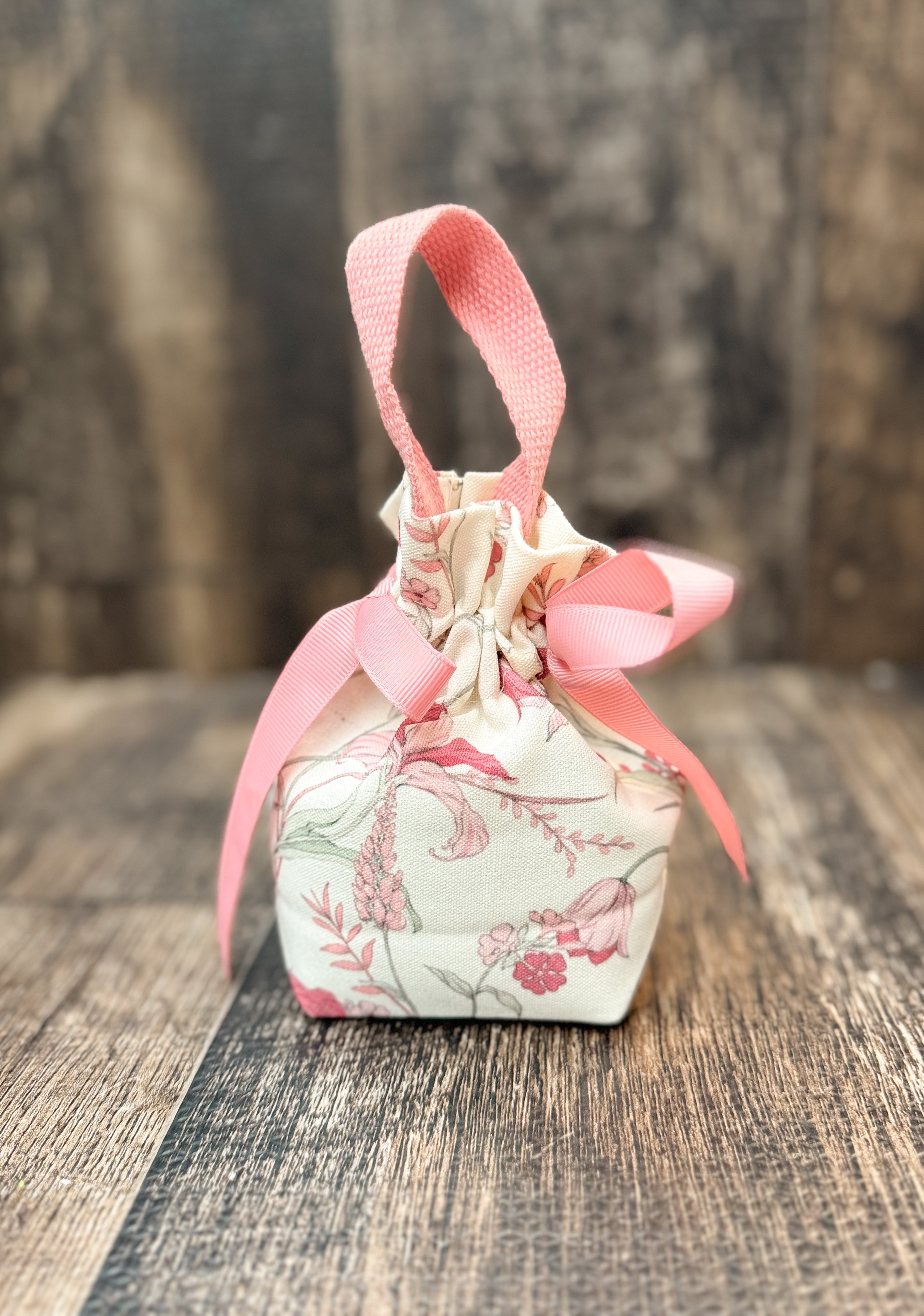 Handcrafted Lavender or Rose Bags – Beautifully Scented & Timelessly Elegant